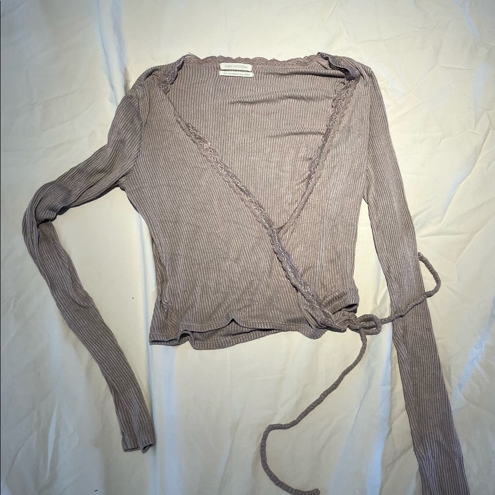 Urban outfitter lavender ballerina tie sweater